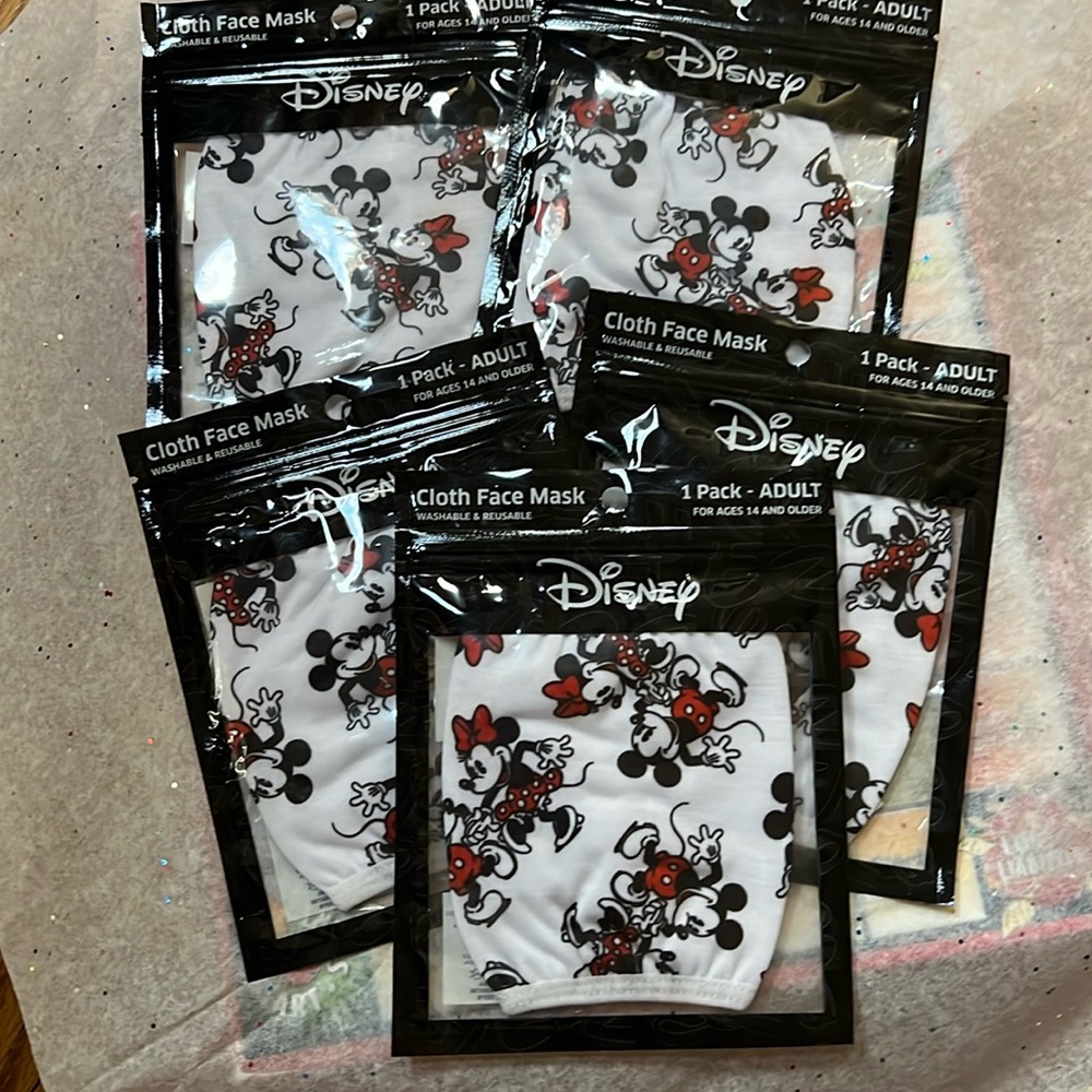 Disney Mickey and Minnie face mask
